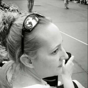 Meet your Posher, Shannon